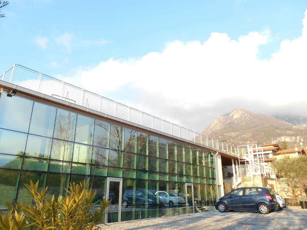 Direttamente Al Lago Apartments Marone Exterior foto